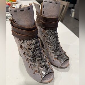 Freebird by Steven Eagle